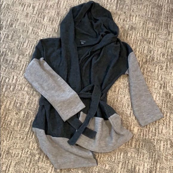 Paraphrase Gray Hooded Sweater Cardigan Sz XL - Picture 1 of 16